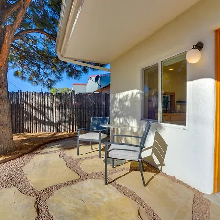 Holiday home Serene Couple's Retreat 3 Mi To Dtwn